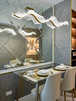 New Luxury Condo in Mall of Asia and near Manila Airport